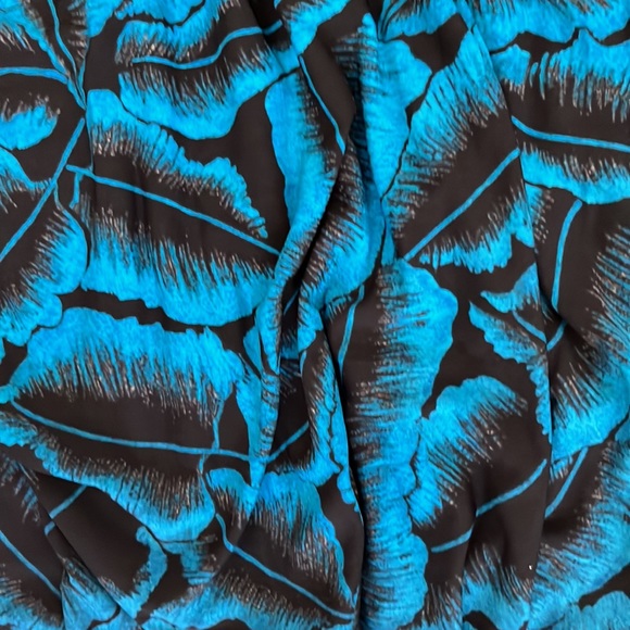 Women’s Moda International XS Halter Dress - Picture 2 of 5